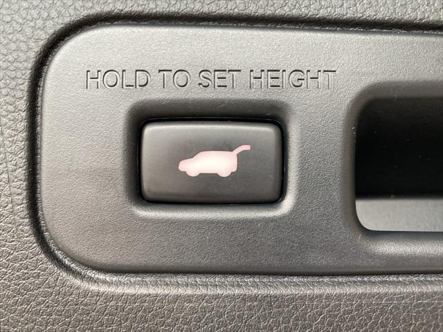 used 2023 Honda Pilot car, priced at $43,952