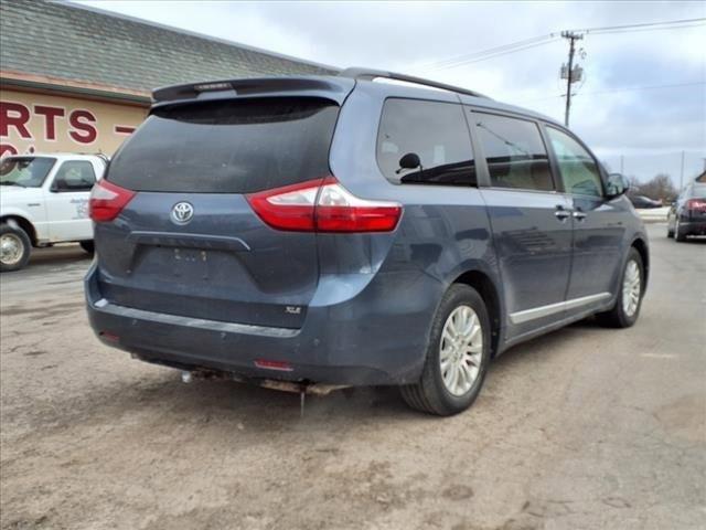 used 2016 Toyota Sienna car, priced at $16,426