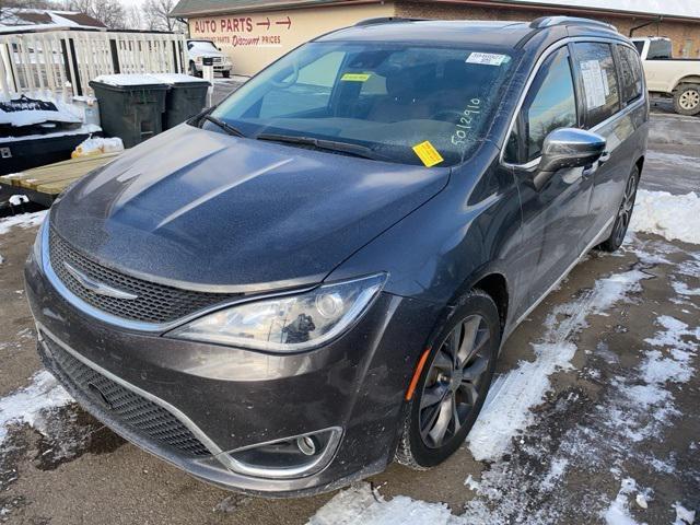 used 2017 Chrysler Pacifica car