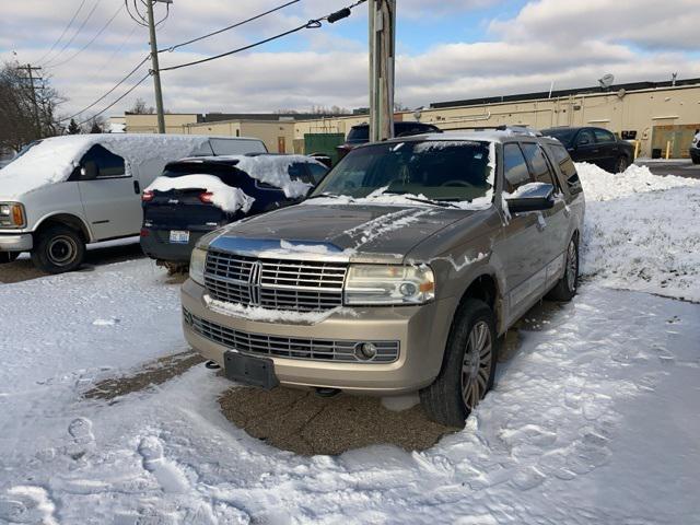 used 2007 Lincoln Navigator car, priced at $4,447