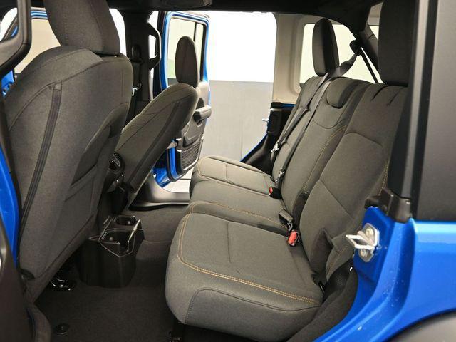new 2025 Jeep Wrangler car, priced at $47,573