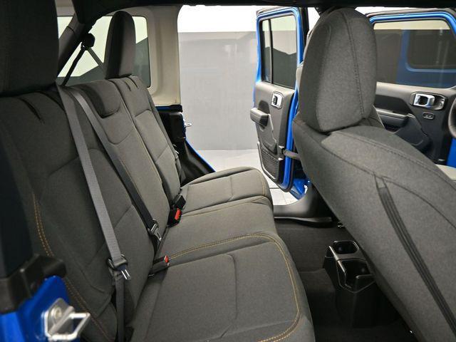 new 2025 Jeep Wrangler car, priced at $47,573