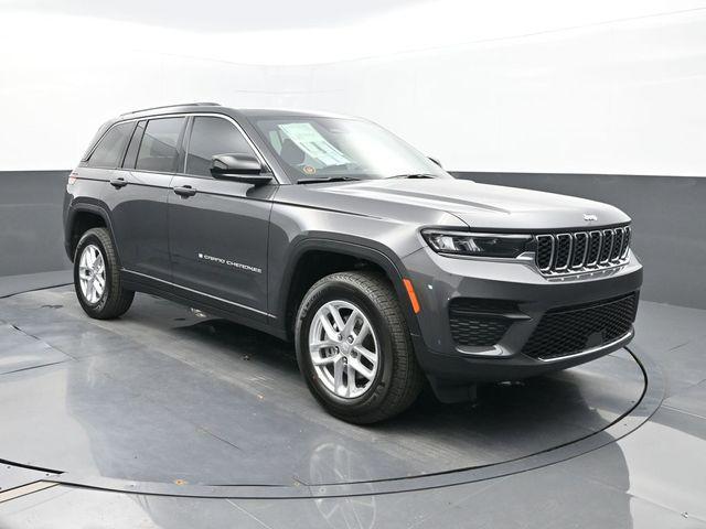 new 2025 Jeep Grand Cherokee car, priced at $41,196