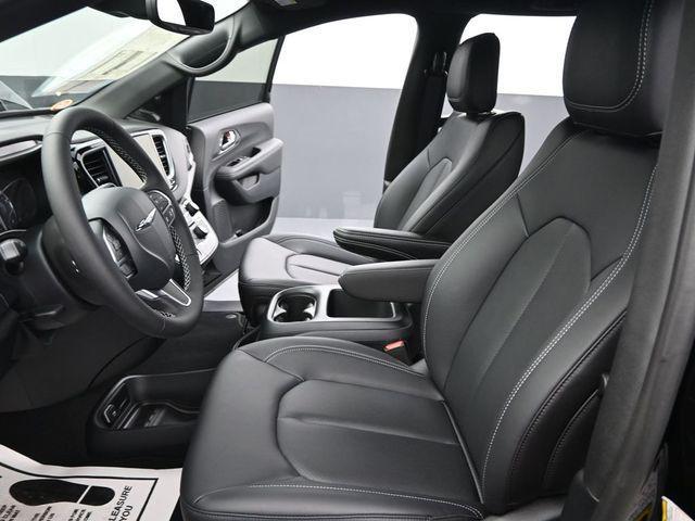 new 2025 Chrysler Voyager car, priced at $37,477