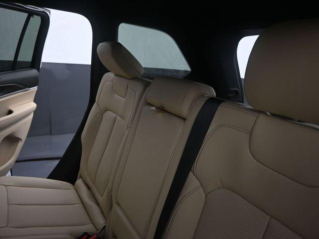 new 2025 Jeep Grand Cherokee car, priced at $53,050