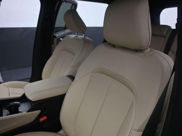new 2025 Jeep Grand Cherokee car, priced at $53,050