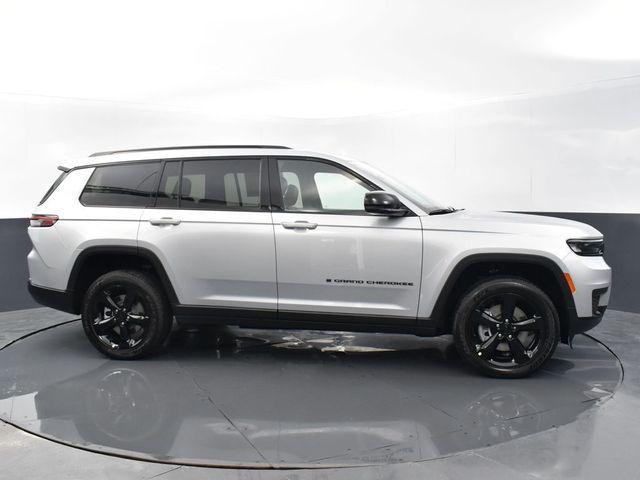 new 2024 Jeep Grand Cherokee L car, priced at $40,675