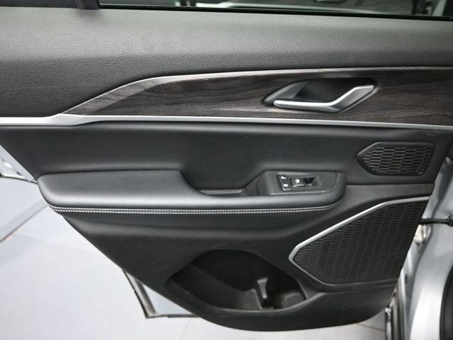 used 2022 Jeep Grand Cherokee car, priced at $32,609