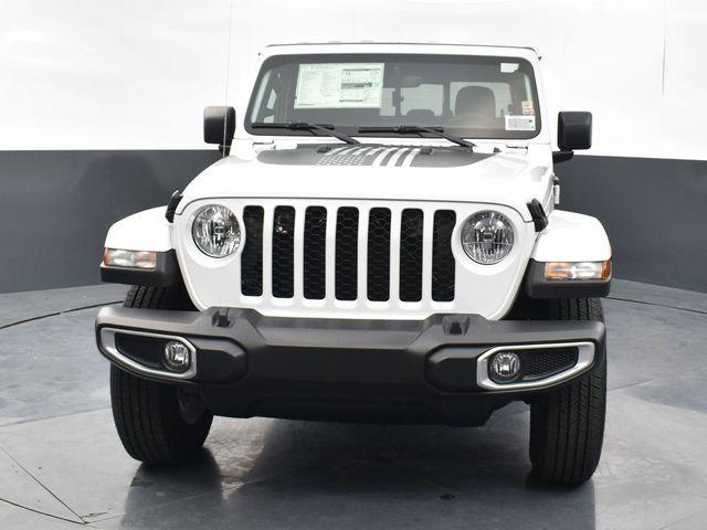 used 2023 Jeep Gladiator car, priced at $38,606