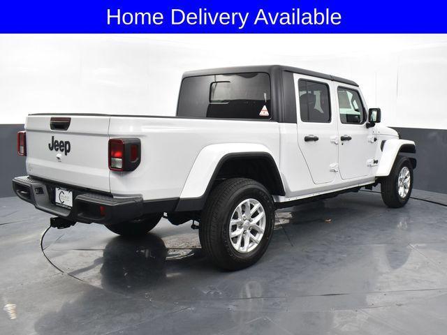 used 2023 Jeep Gladiator car, priced at $39,981