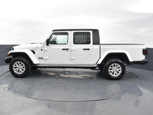 new 2023 Jeep Gladiator car, priced at $52,026