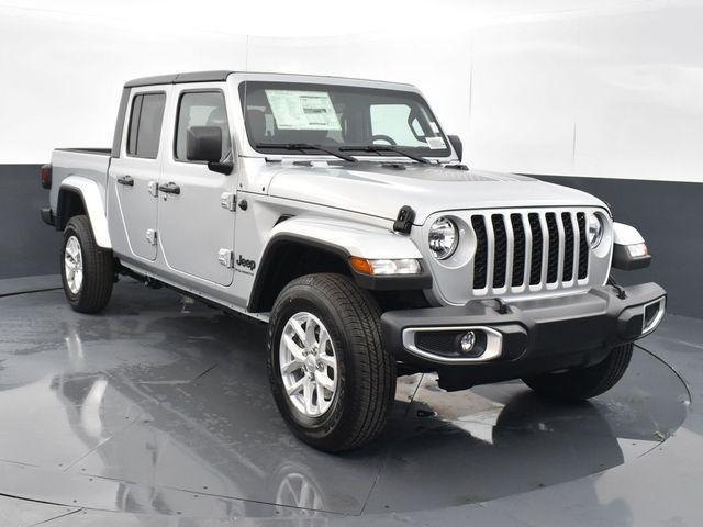 new 2023 Jeep Gladiator car, priced at $51,931