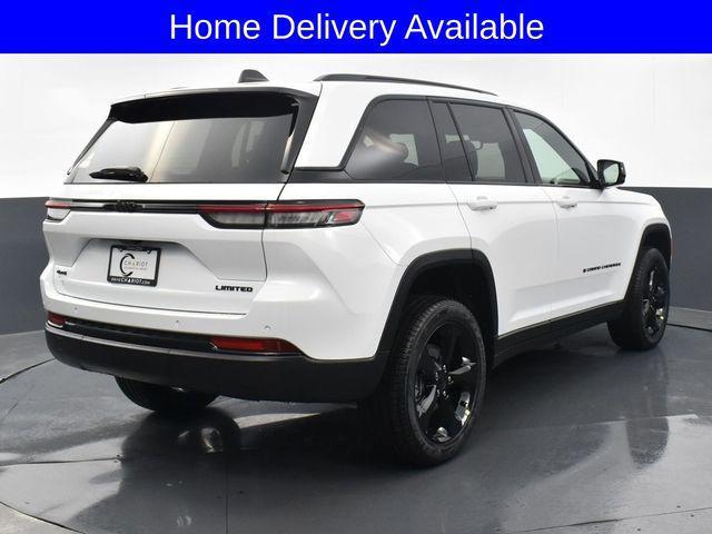 new 2024 Jeep Grand Cherokee car, priced at $42,425