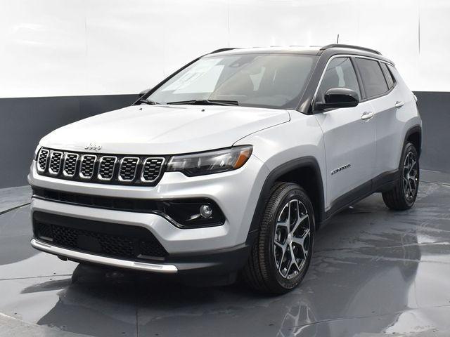 new 2024 Jeep Compass car, priced at $33,138