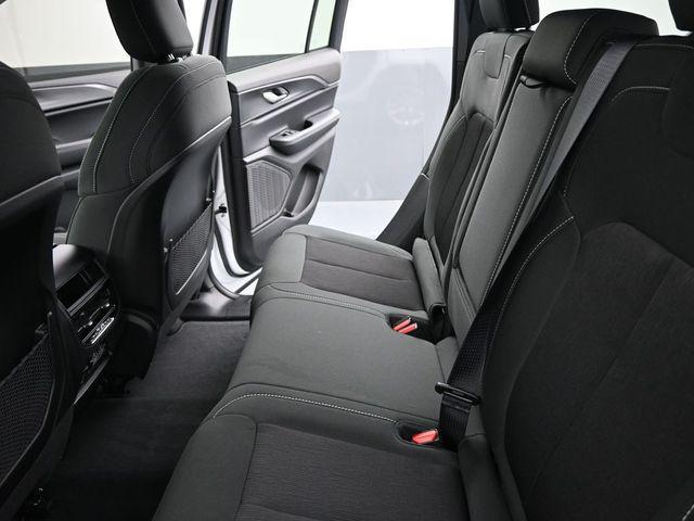 new 2025 Jeep Grand Cherokee car, priced at $40,642
