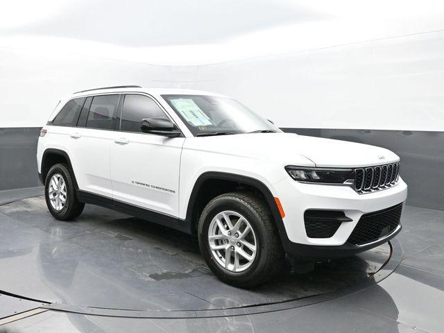 new 2025 Jeep Grand Cherokee car, priced at $40,638