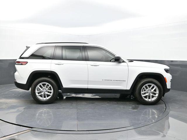 new 2025 Jeep Grand Cherokee car, priced at $40,638