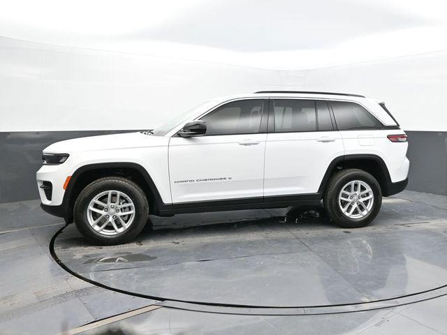 new 2025 Jeep Grand Cherokee car, priced at $40,638