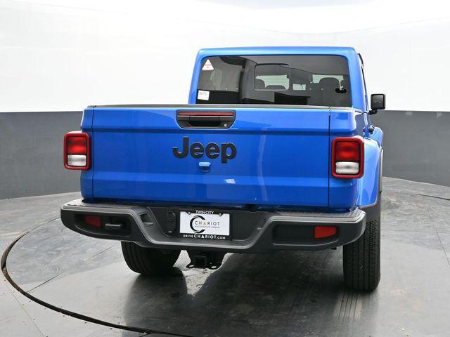 new 2025 Jeep Gladiator car, priced at $47,998