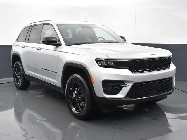 new 2024 Jeep Grand Cherokee car, priced at $46,100