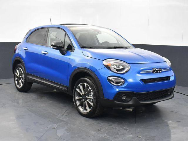 new 2023 FIAT 500X car, priced at $28,692