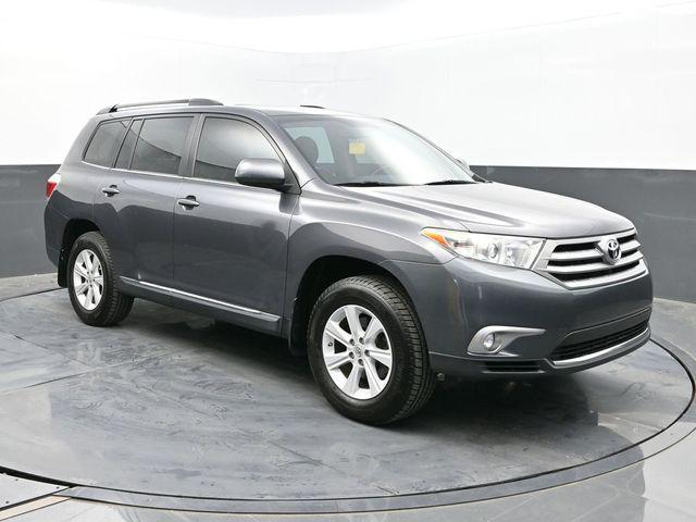 used 2013 Toyota Highlander car, priced at $12,755