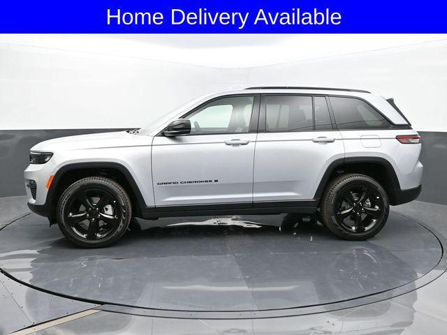 new 2024 Jeep Grand Cherokee car, priced at $45,535