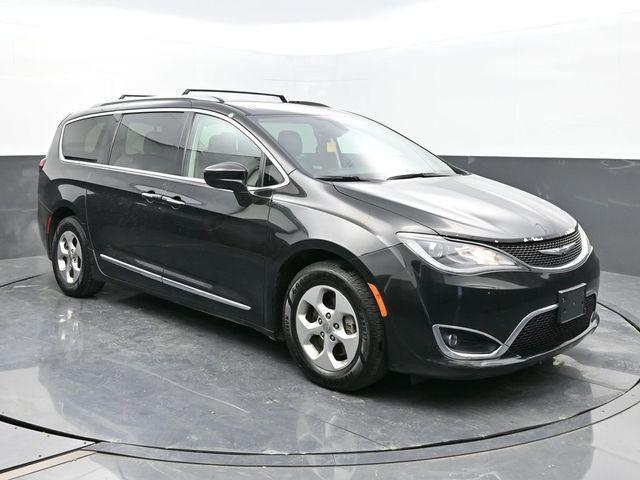 used 2017 Chrysler Pacifica car, priced at $11,485