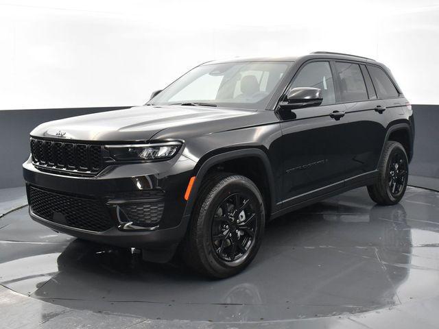 new 2024 Jeep Grand Cherokee car, priced at $46,100