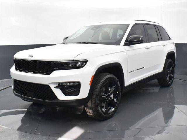 new 2024 Jeep Grand Cherokee car, priced at $44,940