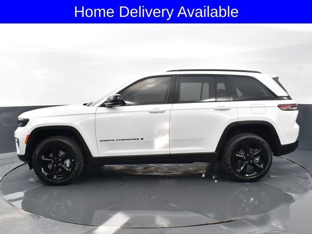 new 2024 Jeep Grand Cherokee car, priced at $44,940