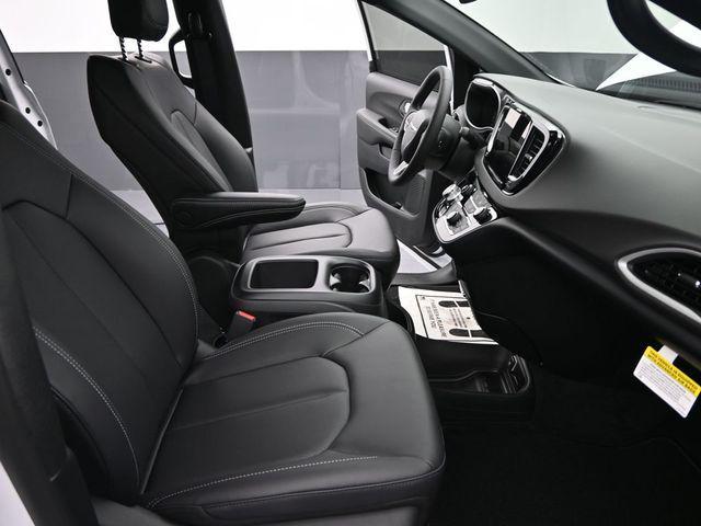 new 2025 Chrysler Voyager car, priced at $37,477