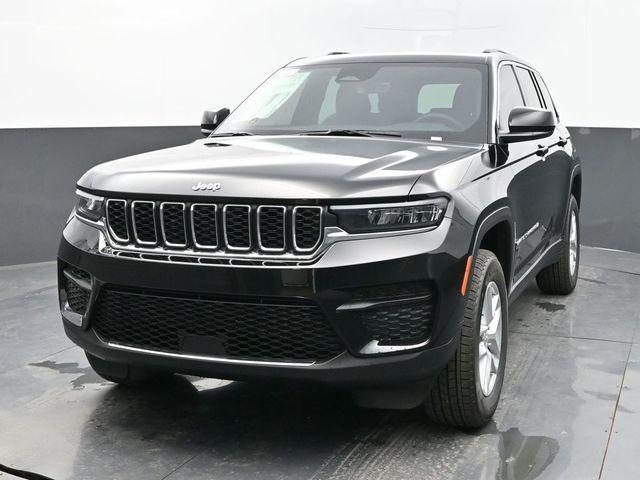 new 2025 Jeep Grand Cherokee car, priced at $41,178