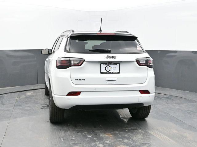 new 2025 Jeep Compass car, priced at $33,562