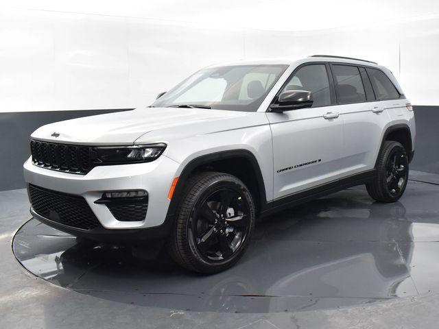 new 2024 Jeep Grand Cherokee car, priced at $43,020