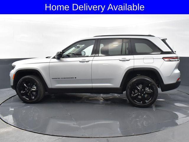 new 2024 Jeep Grand Cherokee car, priced at $43,020