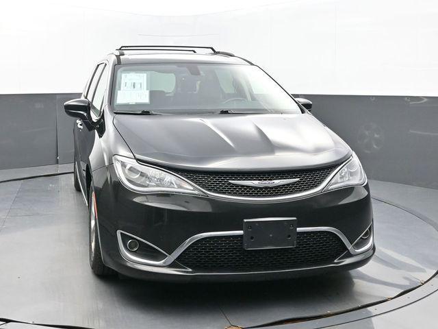 used 2017 Chrysler Pacifica car, priced at $17,550