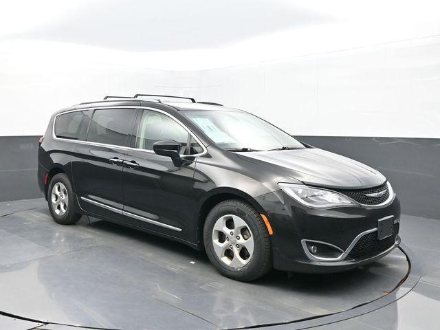 used 2017 Chrysler Pacifica car, priced at $17,550