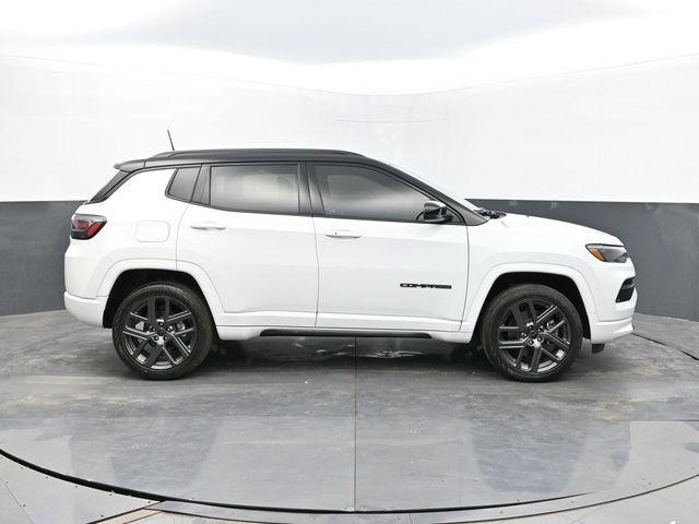 new 2025 Jeep Compass car, priced at $33,565