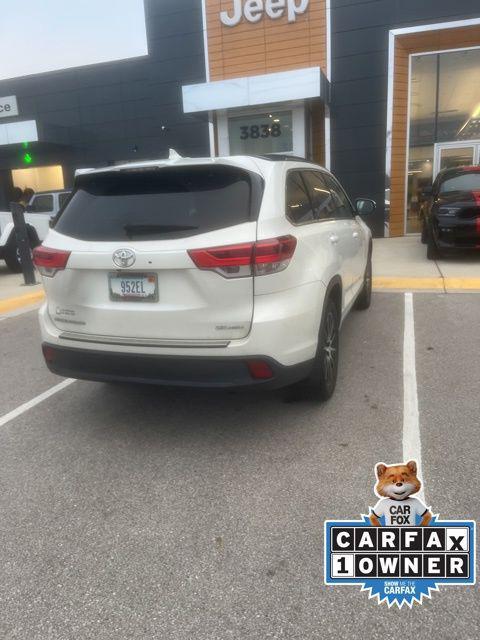 used 2018 Toyota Highlander car, priced at $19,999