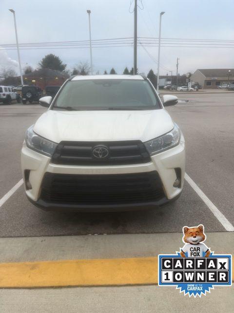 used 2018 Toyota Highlander car, priced at $19,999