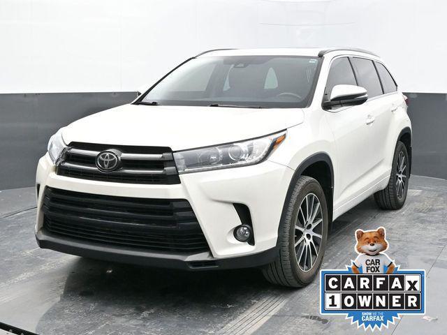 used 2018 Toyota Highlander car, priced at $16,995