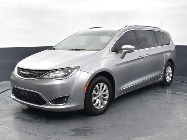 used 2018 Chrysler Pacifica car, priced at $17,988