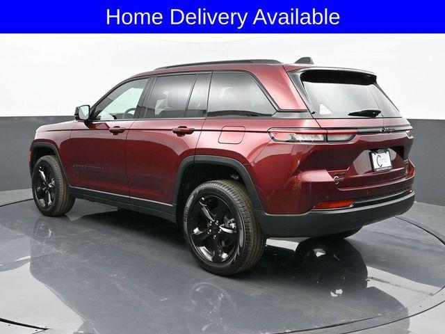 new 2024 Jeep Grand Cherokee car, priced at $45,535