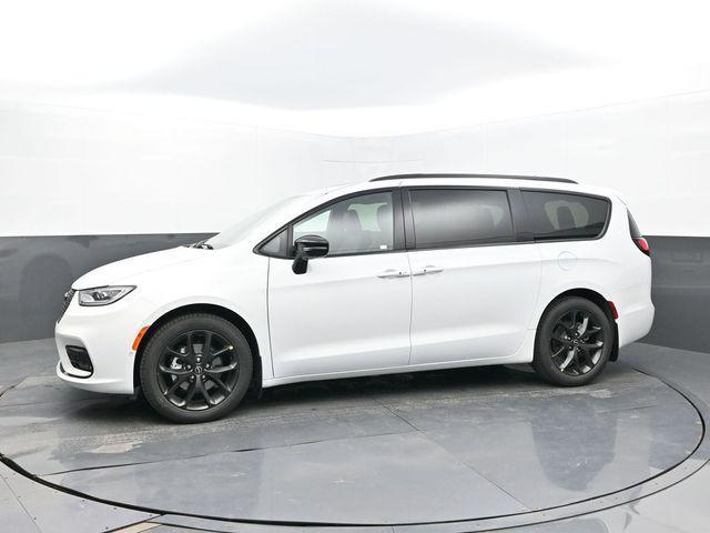 new 2026 Chrysler Pacifica car, priced at $52,446