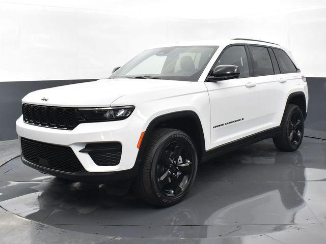 new 2024 Jeep Grand Cherokee car, priced at $43,926