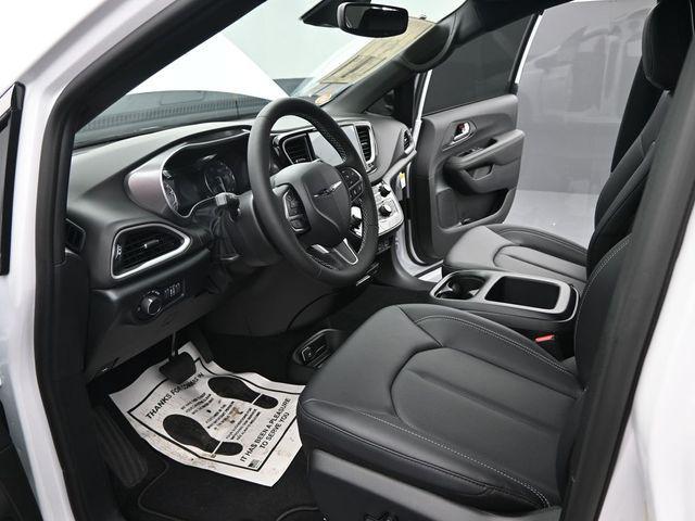 new 2025 Chrysler Voyager car, priced at $37,477