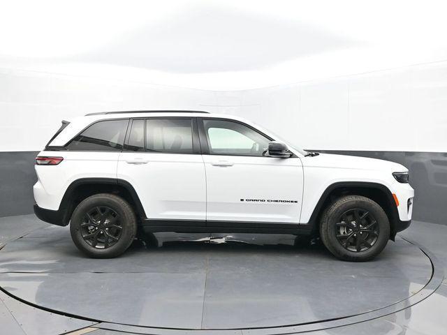 used 2024 Jeep Grand Cherokee car, priced at $34,349
