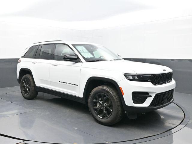 used 2024 Jeep Grand Cherokee car, priced at $34,349