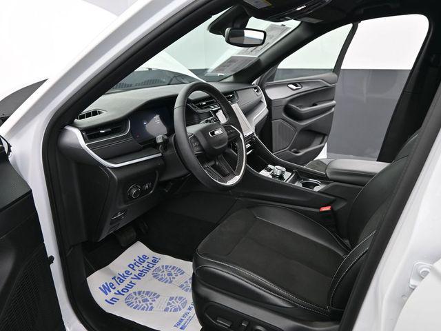 used 2024 Jeep Grand Cherokee car, priced at $34,349